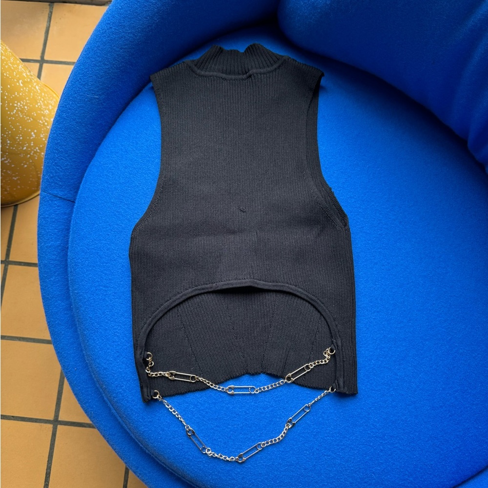 Bershka Black Sleeveless Knit Top with Chain Detail